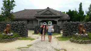 竹富島で友人と撮影