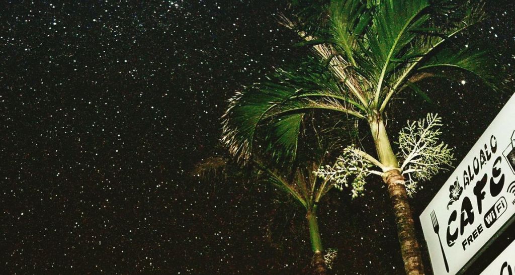 ALOALO BEACH 川平から見上げた星空
